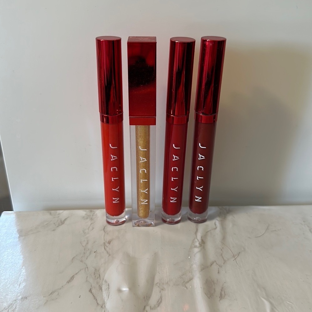 Jaclyn Hill Red Lip Kit